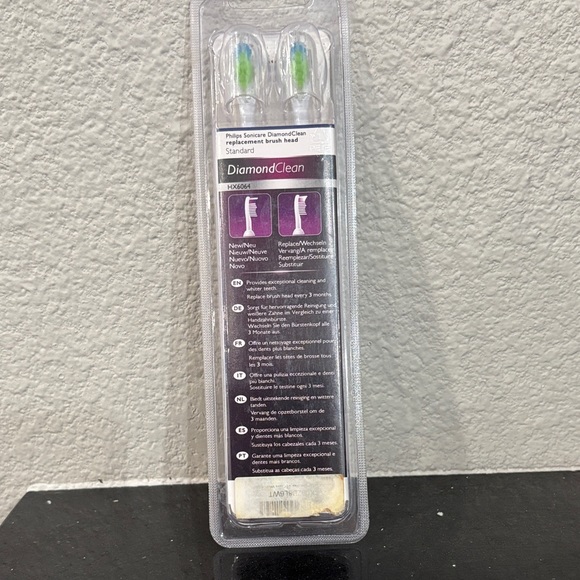 Philips Sonicare DiamondClean - 4 pack replacement brushes - Picture 2 of 2